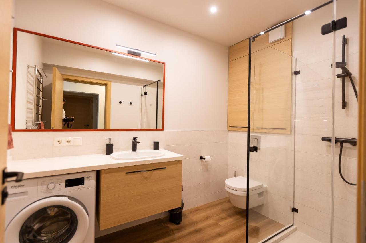 Apartment Near Baltic Sea 2 ยูร์มาลา ภายนอก รูปภาพ